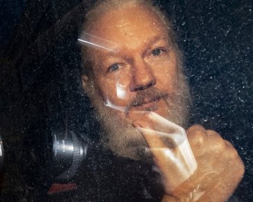 Julian Assange - 04-11-2019