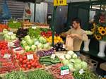 Vegetables for sale in northern Italy by Rober J. Wendell - 09-08-2007